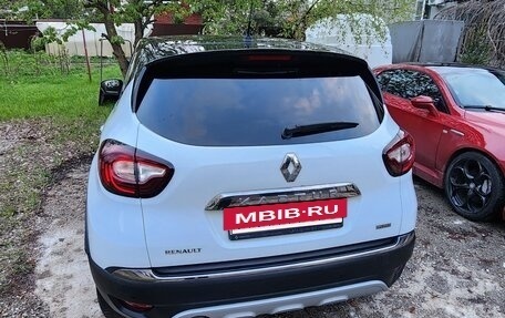 Renault Kaptur I рестайлинг, 2018 год, 1 900 000 рублей, 3 фотография