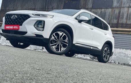 Hyundai Santa Fe IV, 2018 год, 2 990 000 рублей, 2 фотография
