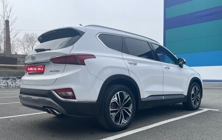 Hyundai Santa Fe IV, 2018 год, 2 990 000 рублей, 10 фотография