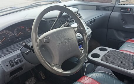 Toyota Previa II, 1996 год, 805 000 рублей, 10 фотография