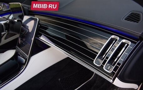 Mercedes-Benz S-Класс, 2024 год, 21 875 000 рублей, 30 фотография