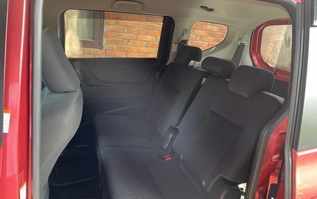 Toyota Sienta II, 2016 год, 1 630 000 рублей, 2 фотография
