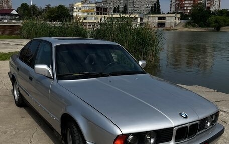 BMW 5 серия, 1991 год, 550 000 рублей, 2 фотография