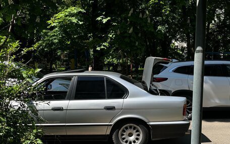 BMW 5 серия, 1991 год, 550 000 рублей, 8 фотография