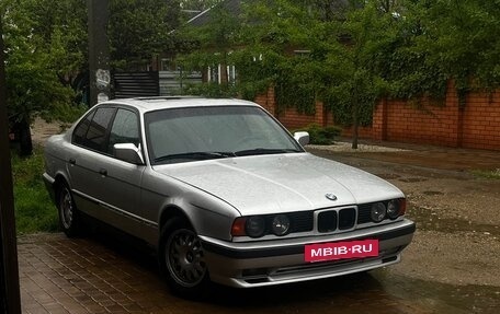 BMW 5 серия, 1991 год, 550 000 рублей, 16 фотография