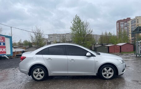 Chevrolet Cruze II, 2011 год, 790 000 рублей, 9 фотография