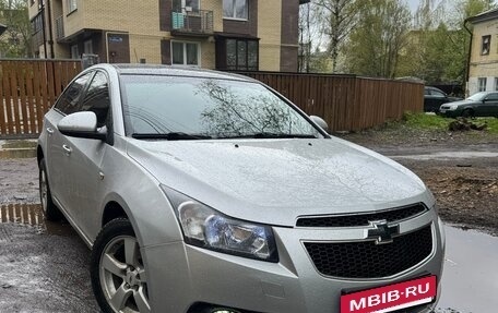Chevrolet Cruze II, 2011 год, 790 000 рублей, 2 фотография