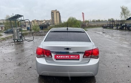 Chevrolet Cruze II, 2011 год, 790 000 рублей, 10 фотография