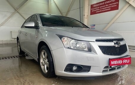 Chevrolet Cruze II, 2011 год, 790 000 рублей, 16 фотография