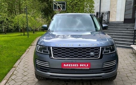 Land Rover Range Rover IV рестайлинг, 2018 год, 6 900 000 рублей, 2 фотография