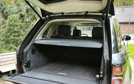 Land Rover Range Rover IV рестайлинг, 2018 год, 6 900 000 рублей, 7 фотография