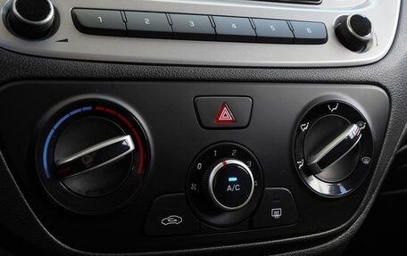 Hyundai Solaris II рестайлинг, 2021 год, 1 650 000 рублей, 14 фотография