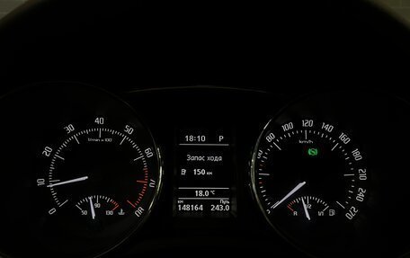 Skoda Superb III рестайлинг, 2014 год, 1 450 000 рублей, 25 фотография