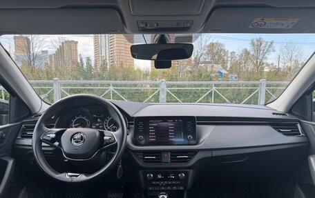 Skoda Rapid II, 2021 год, 1 950 000 рублей, 17 фотография