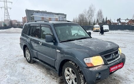 Mitsubishi Pajero III рестайлинг, 2004 год, 900 000 рублей, 11 фотография