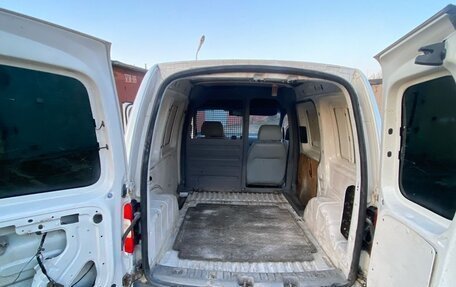 Volkswagen Caddy III рестайлинг, 2005 год, 487 000 рублей, 9 фотография