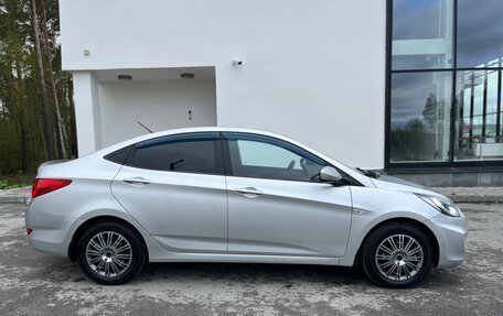 Hyundai Solaris II рестайлинг, 2012 год, 950 000 рублей, 7 фотография