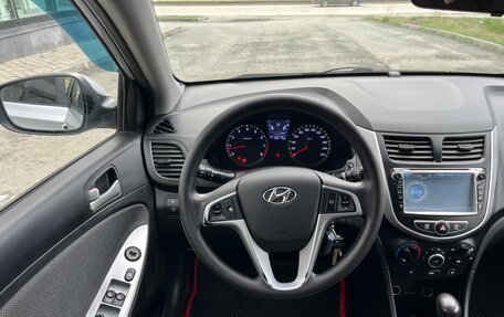 Hyundai Solaris II рестайлинг, 2012 год, 950 000 рублей, 12 фотография