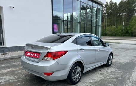 Hyundai Solaris II рестайлинг, 2012 год, 950 000 рублей, 6 фотография