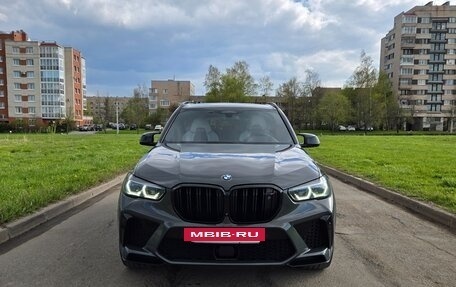 BMW X5 M, 2021 год, 15 600 000 рублей, 2 фотография