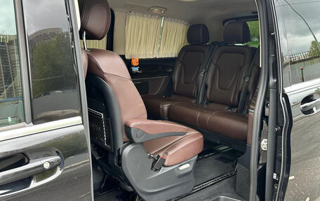 Mercedes-Benz V-Класс, 2018 год, 8 000 000 рублей, 18 фотография