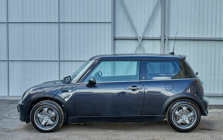 MINI Hatch, 2005 год, 645 000 рублей, 10 фотография