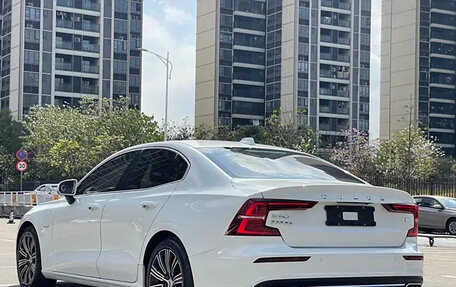 Volvo S60 III, 2022 год, 2 090 002 рублей, 5 фотография