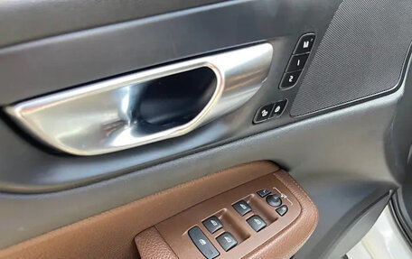 Volvo S60 III, 2022 год, 2 090 002 рублей, 15 фотография