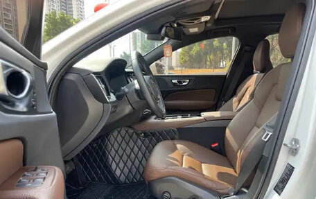 Volvo S60 III, 2022 год, 2 090 002 рублей, 14 фотография