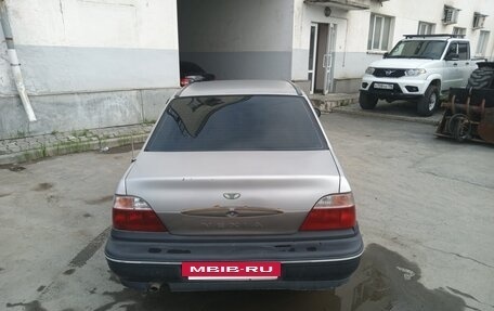 Daewoo Nexia I рестайлинг, 2003 год, 100 000 рублей, 9 фотография