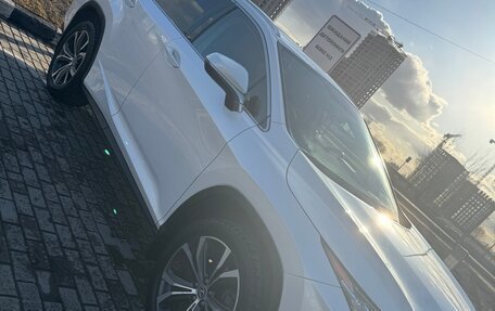 Lexus RX IV рестайлинг, 2018 год, 4 400 000 рублей, 6 фотография