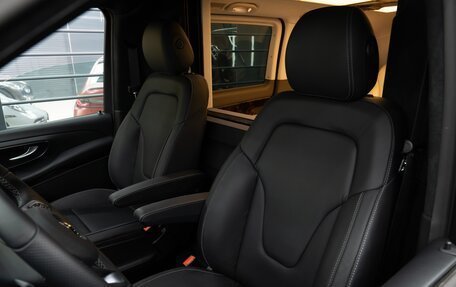 Mercedes-Benz V-Класс, 2022 год, 27 990 000 рублей, 29 фотография