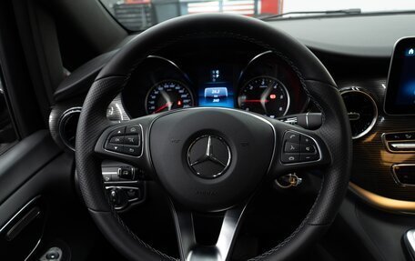 Mercedes-Benz V-Класс, 2022 год, 27 990 000 рублей, 30 фотография
