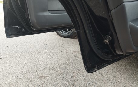 Mazda 323, 2000 год, 350 000 рублей, 12 фотография