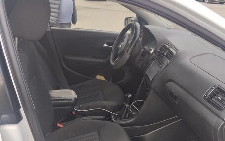 Volkswagen Polo VI (EU Market), 2018 год, 480 000 рублей, 9 фотография