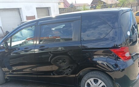 Honda Freed I, 2010 год, 900 000 рублей, 7 фотография