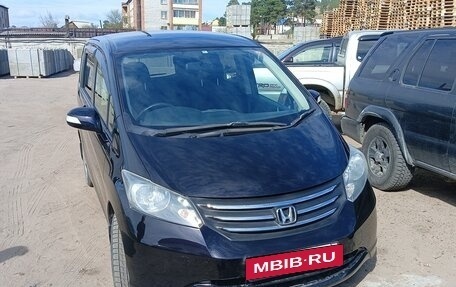 Honda Freed I, 2010 год, 900 000 рублей, 5 фотография
