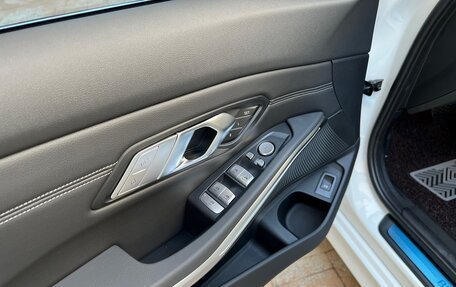 BMW 3 серия, 2022 год, 3 675 000 рублей, 12 фотография