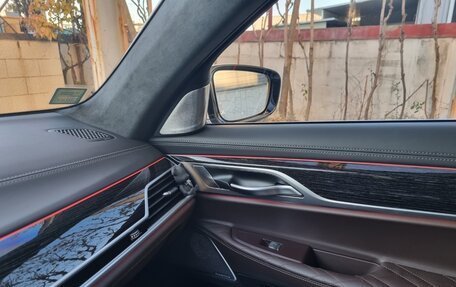 BMW 7 серия, 2022 год, 5 900 000 рублей, 10 фотография