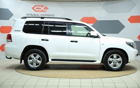 Toyota Land Cruiser 200, 2011 год, 3 120 000 рублей, 4 фотография