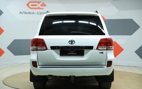 Toyota Land Cruiser 200, 2011 год, 3 120 000 рублей, 6 фотография