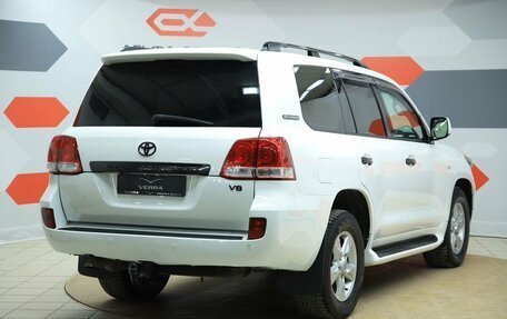 Toyota Land Cruiser 200, 2011 год, 3 120 000 рублей, 5 фотография