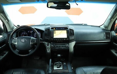Toyota Land Cruiser 200, 2011 год, 3 120 000 рублей, 14 фотография
