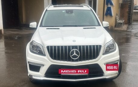 Mercedes-Benz GL-Класс, 2013 год, 2 990 000 рублей, 2 фотография