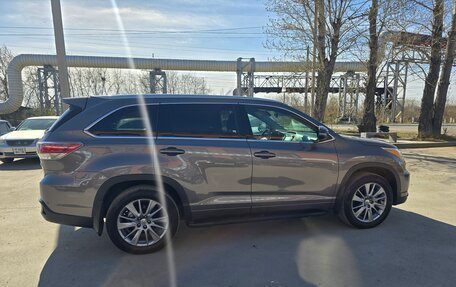 Toyota Highlander III, 2014 год, 2 998 000 рублей, 20 фотография