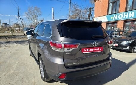 Toyota Highlander III, 2014 год, 2 998 000 рублей, 9 фотография