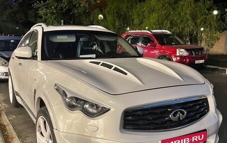 Infiniti FX II, 2010 год, 1 670 000 рублей, 12 фотография
