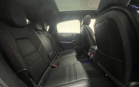 Porsche Cayenne III, 2021 год, 7 333 333 рублей, 9 фотография