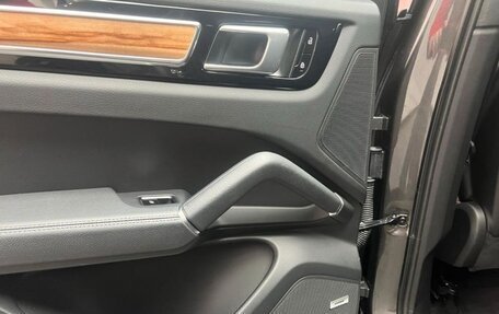 Porsche Cayenne III, 2021 год, 7 333 333 рублей, 15 фотография