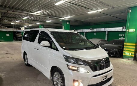 Toyota Vellfire I, 2014 год, 1 850 000 рублей, 1 фотография